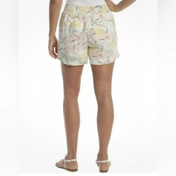 Briggs Women’s Linen Blend Pull-On Shorts Floral Tassels Pockets Medium - Picture 2 of 11